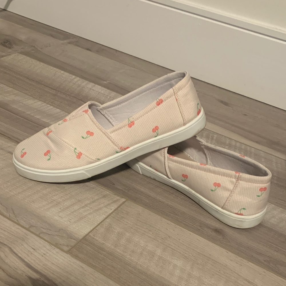 Isaac Mizrahi Pale Pink Slip-Ons with Cherry Pattern
